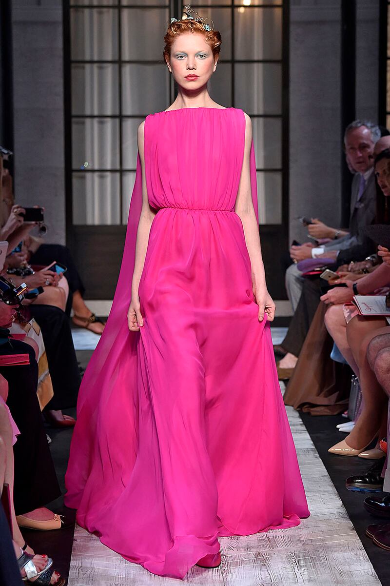 galleries/2015/07/10/the-craziest-looks-from-couture-week/150709-couture-07_smhcas