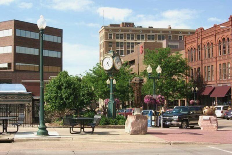 galleries/2012/07/23/best-american-cities-to-buy-a-house-from-minneapolis-to-fargo-photos/best-cities-for-house-purchase-6-sioux-falls-nd_tgteh1