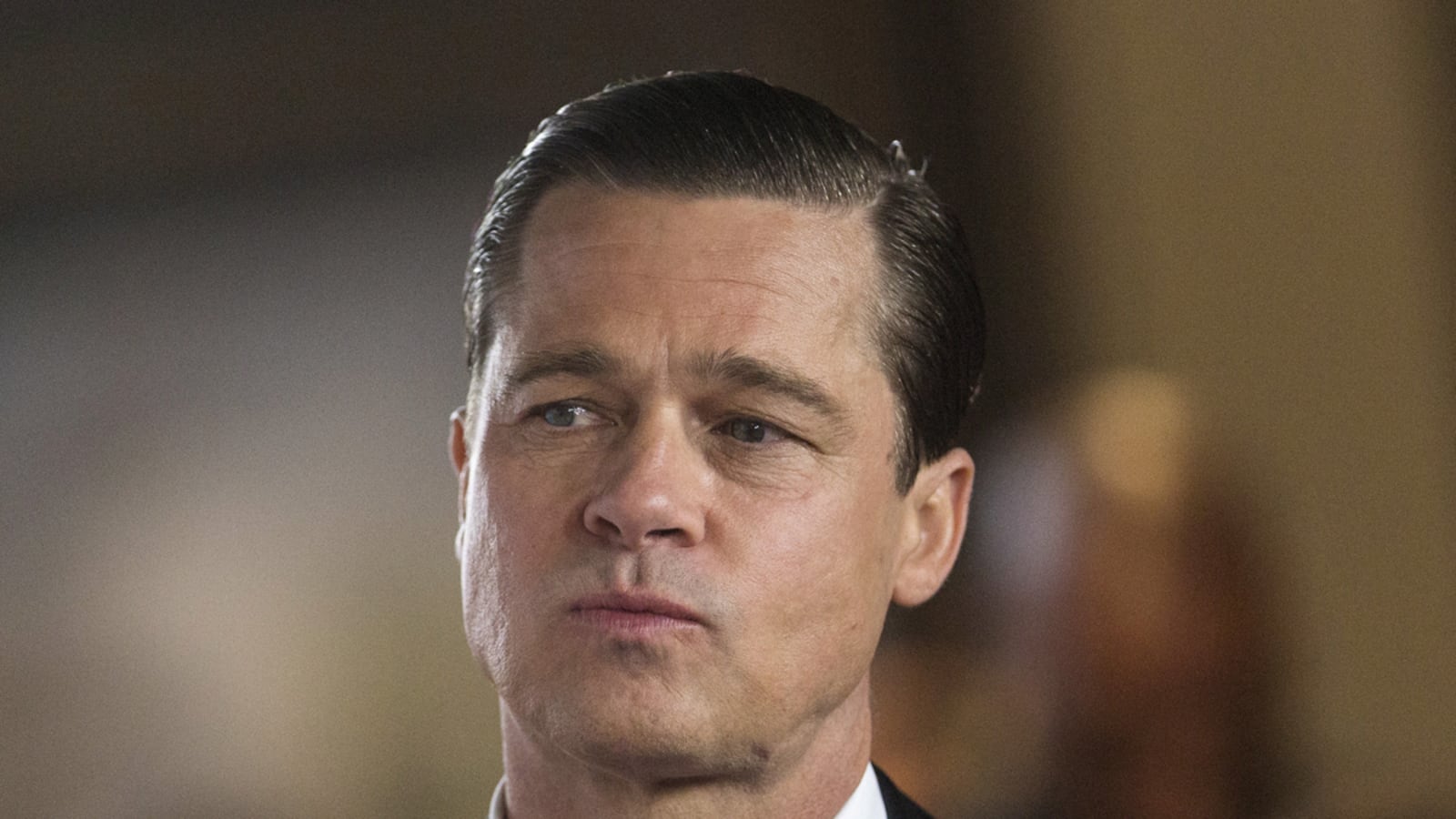 articles/2016/11/07/angelina-jolie-and-brad-pitt-s-custody-battle-is-the-new-war-of-the-roses/161107-sykes-brad-pitt_qmqt4t