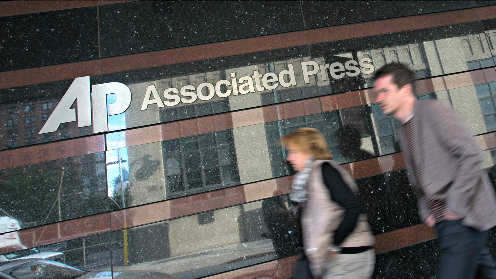 cheats/2016/05/03/ap-race-ethnicity-editor-sues-for-discrimination/160503-associated-press-cheat_la76iz