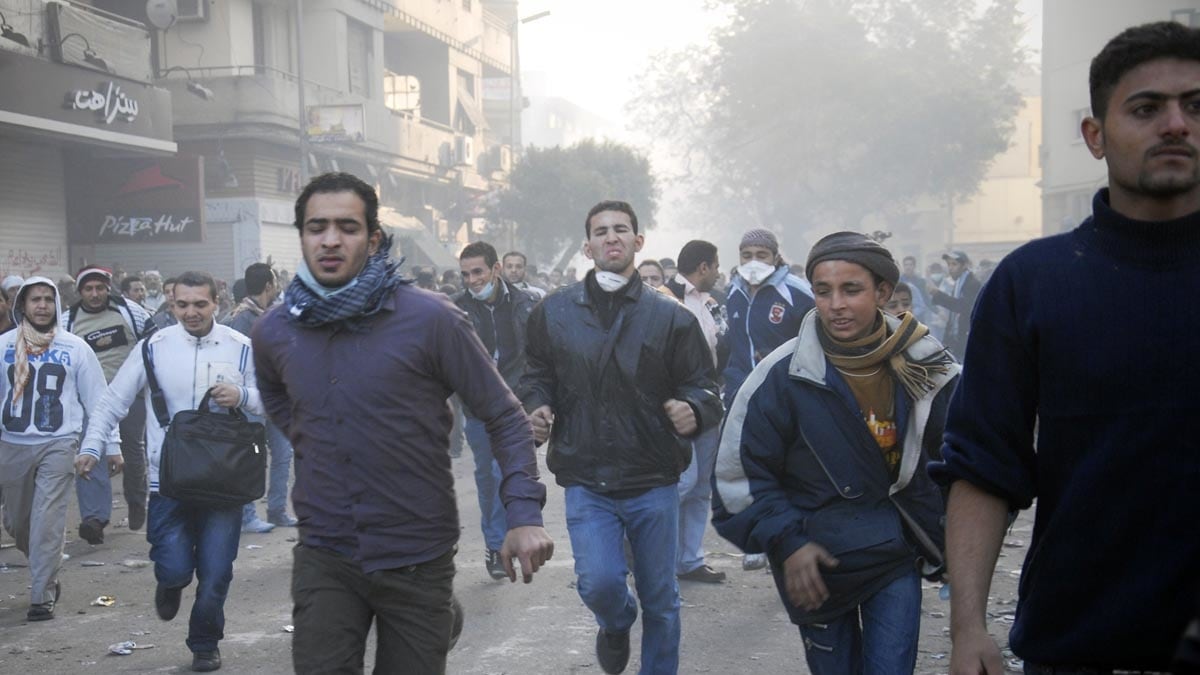 cheats/2011/11/23/egypt-s-military-moves-up-elections/elections-egypt-protests-november-cheat_kwiluz