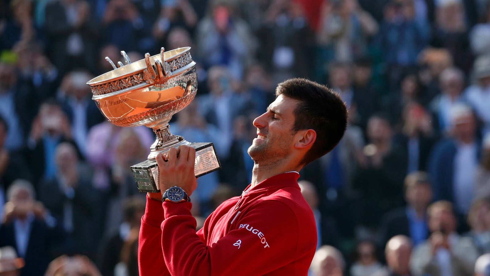 cheats/2016/06/05/novak-djokovic-claims-french-open-title/160605-novak-djokovic-cheat_qtlwo1