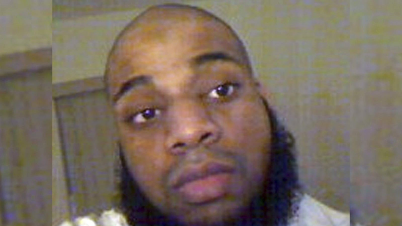 articles/2015/06/06/my-former-friend-the-boston-beheader/150605-zalkind-boston-tease_p8jz4l