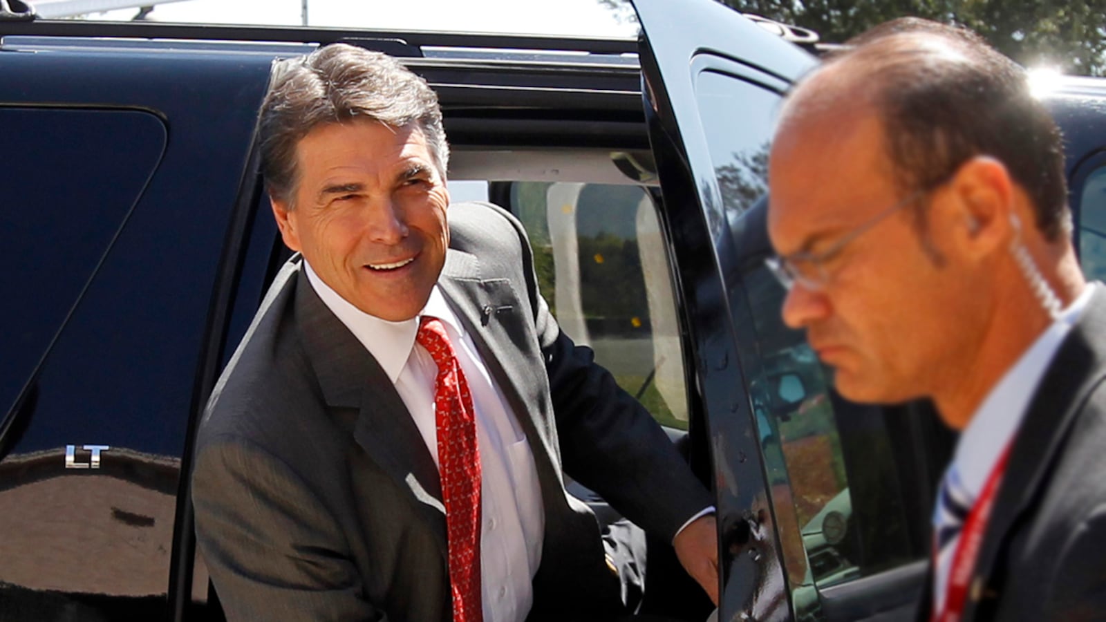 articles/2011/09/07/republican-presidential-debate-live/republican-debate-perry-streaming-video_yz7spa