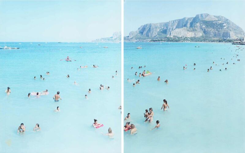 galleries/2009/05/22/stunning-beach-photography/beach---massimo-vitali_s5blt9