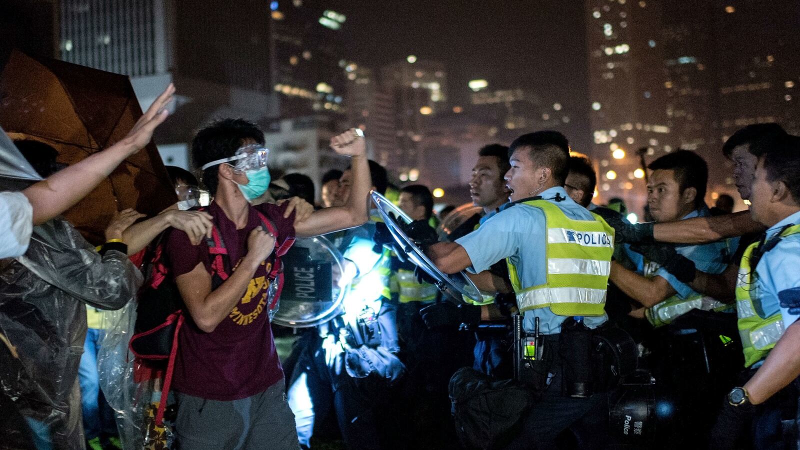 cheats/2014/10/15/violence-erupts-in-hong-kong-protests/141015-hong-kong-violence-cheat_ox0hu4