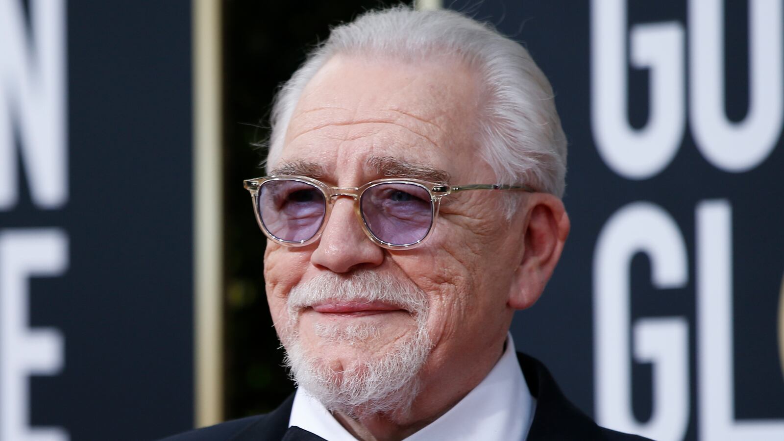 2020-01-05T234838Z_1554826186_HP1EG151U5268_RTRMADP_3_AWARDS-GOLDENGLOBES_fx1g7f