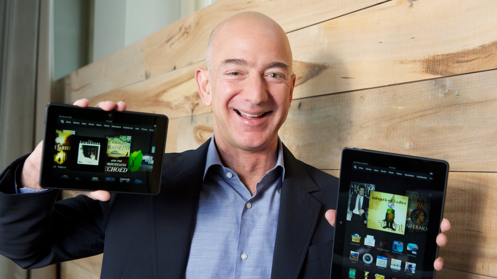 articles/2013/11/05/jeff-bezos-s-wife-rips-new-book-on-her-husband/130925-kindle-bezos-cnbc-tease_d5kfha