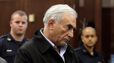 articles/2011/05/16/strauss-kahn-scandal-hurts-imf-credibility/stone-strauss-kahn_180922_tljgof