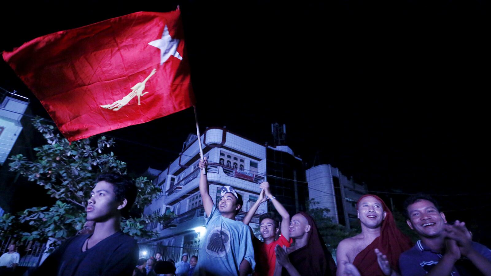 cheats/2015/11/13/suu-kyi-s-party-wins-majority-in-myanmar/151113-burma-nld-wins-majority-cheat_hlzssl