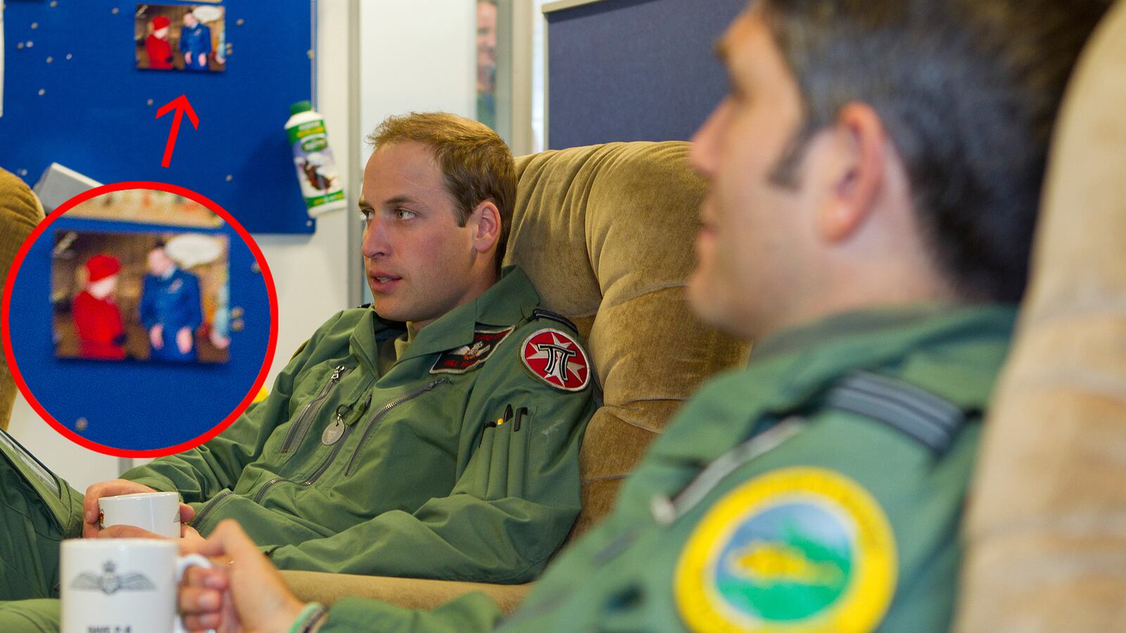 articles/2012/11/21/bless-william-keeps-pic-of-granny-on-noticeboard-at-work/prince-william-military-queens-picture-royalist-tease_cuoovp