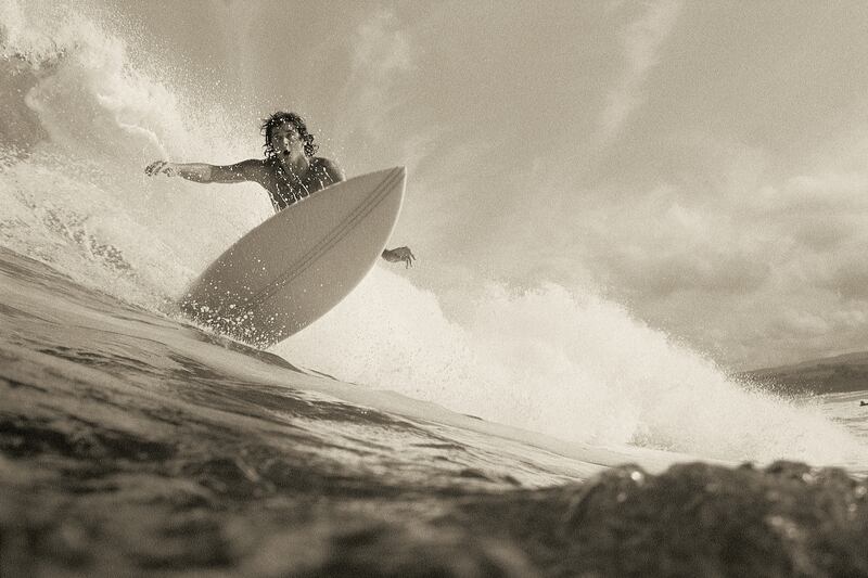 galleries/2013/04/05/a-look-at-a-golden-age-surfing-s-revolutionary-1960s-and-70s-photos/007-gal-surfing-golden-age_pknkwp
