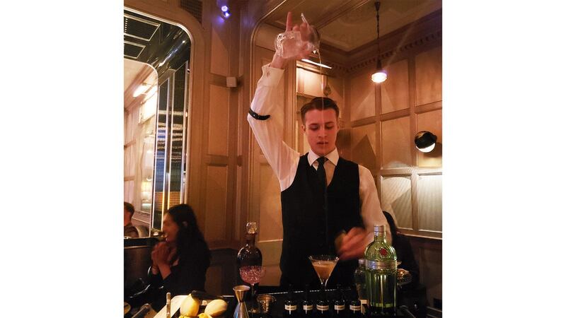 221007-Weisstuch-London-Gin-embed-07_bodmny