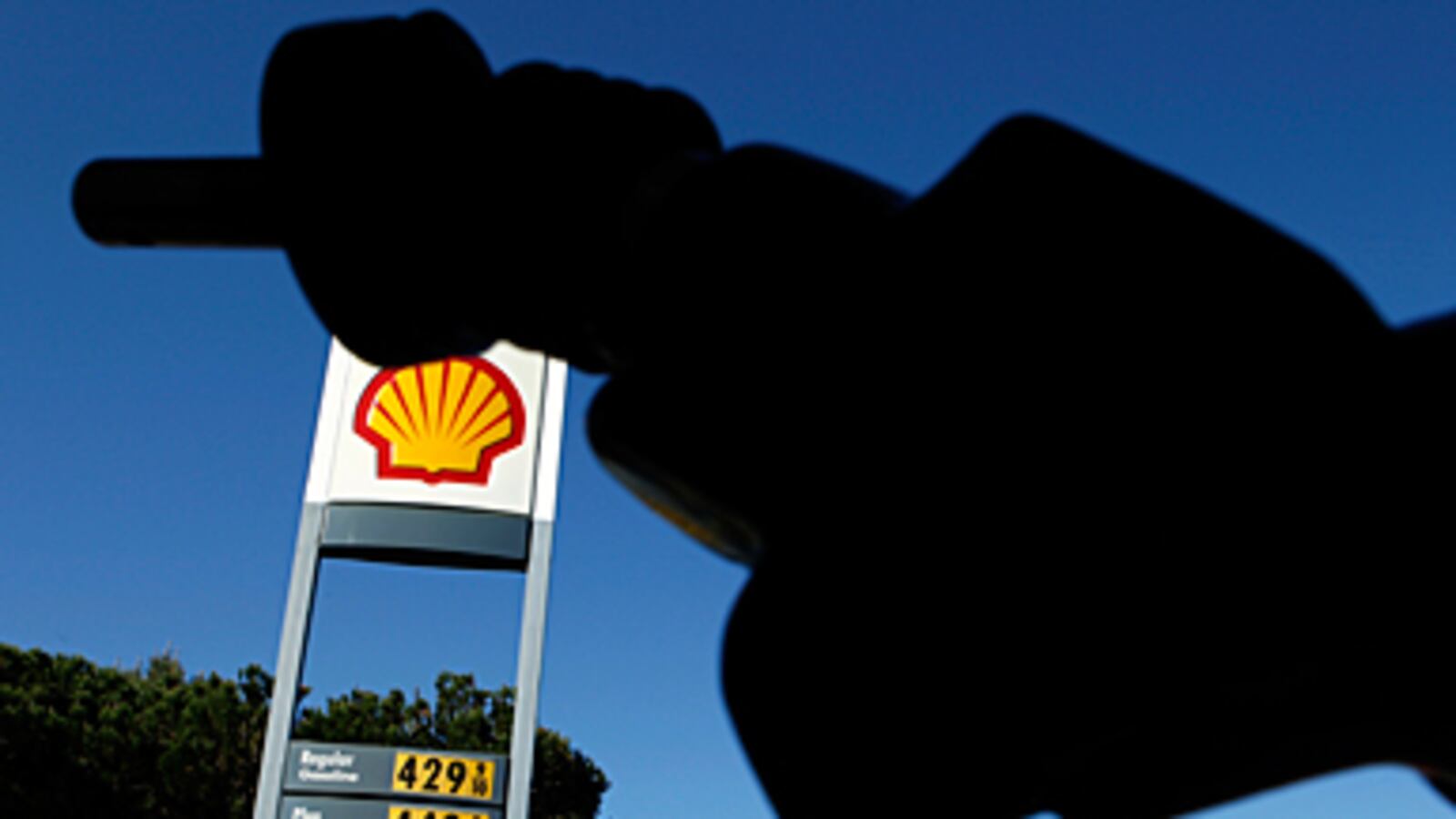 articles/2011/03/09/oil-price-increases-are-irrelevant-to-the-recovery/karabell-oil_165268_ik2ptr