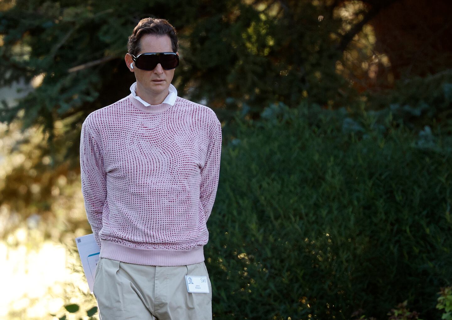 All the Heinous Outfits From Billionaires’ Summer Camp at Sun Valley