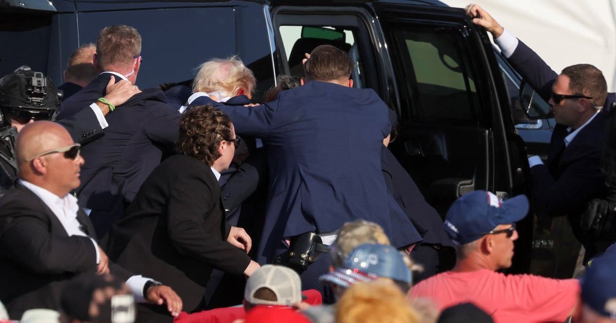 The Assassination Attempt on Donald Trump in Eleven Pictures