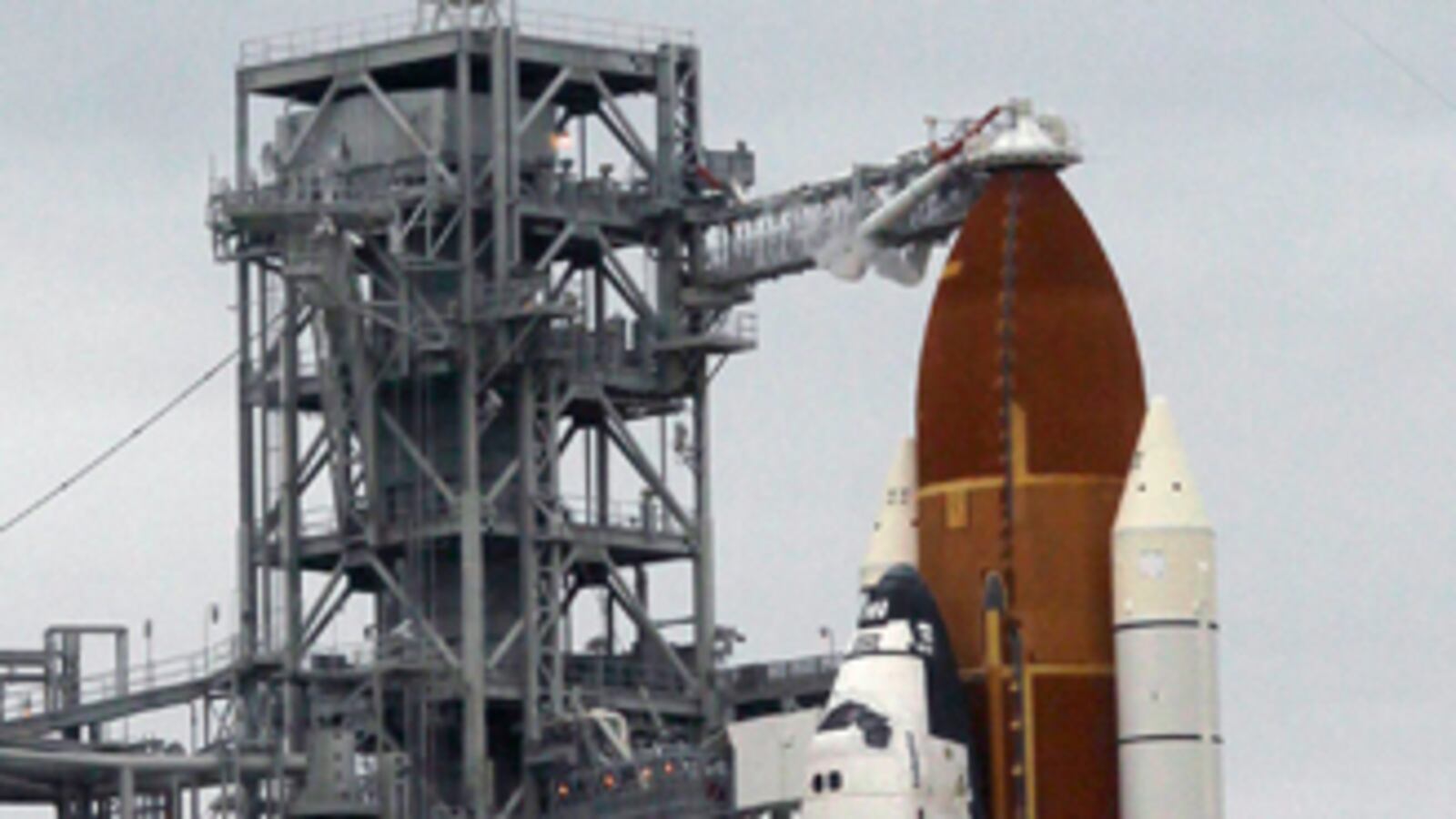 cheats/2011/05/07/shuttle-launch-delayed-again/endeavour-canceled_bjeeno