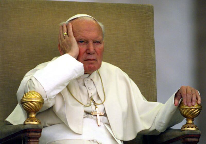 galleries/2010/01/28/celebrity-death-hoax/celebrity-death-hoax---pope-john-paul_xik2tp