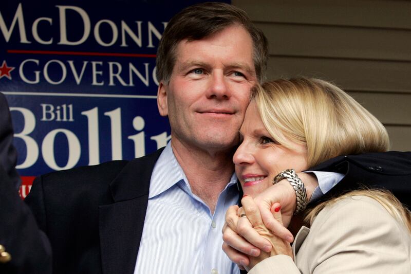 articles/2014/01/21/the-cash-money-mcdonnells/140121-bouie-mcdonnel-indicted_rv7cya