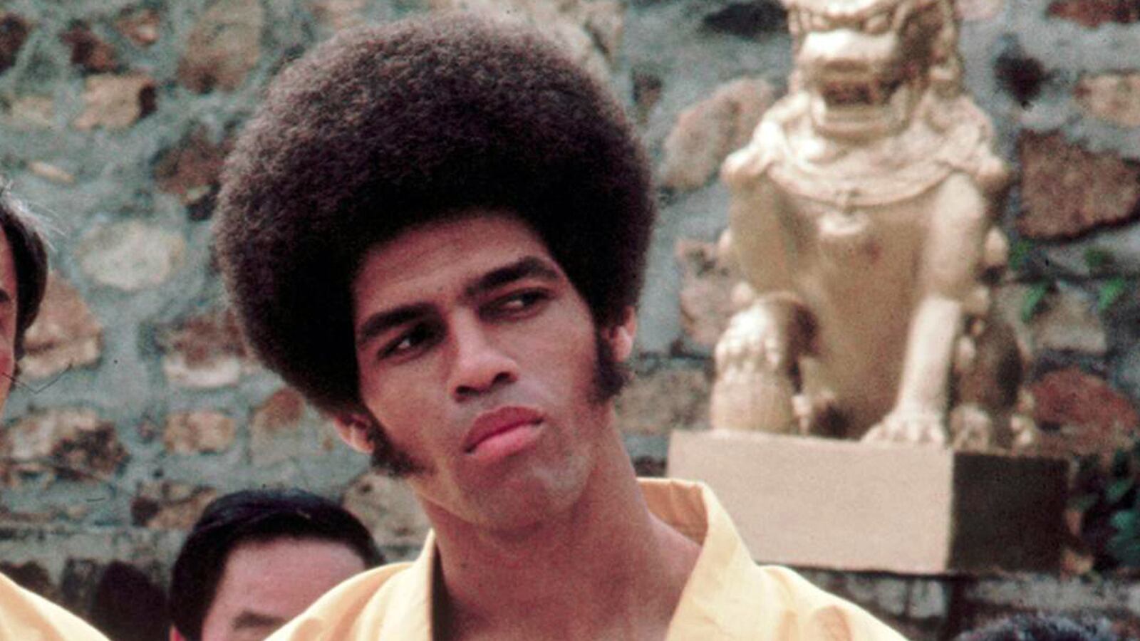 cheats/2013/07/01/martial-arts-legend-jim-kelly-dies/130701-jim-kelly-cheat_pix4oo