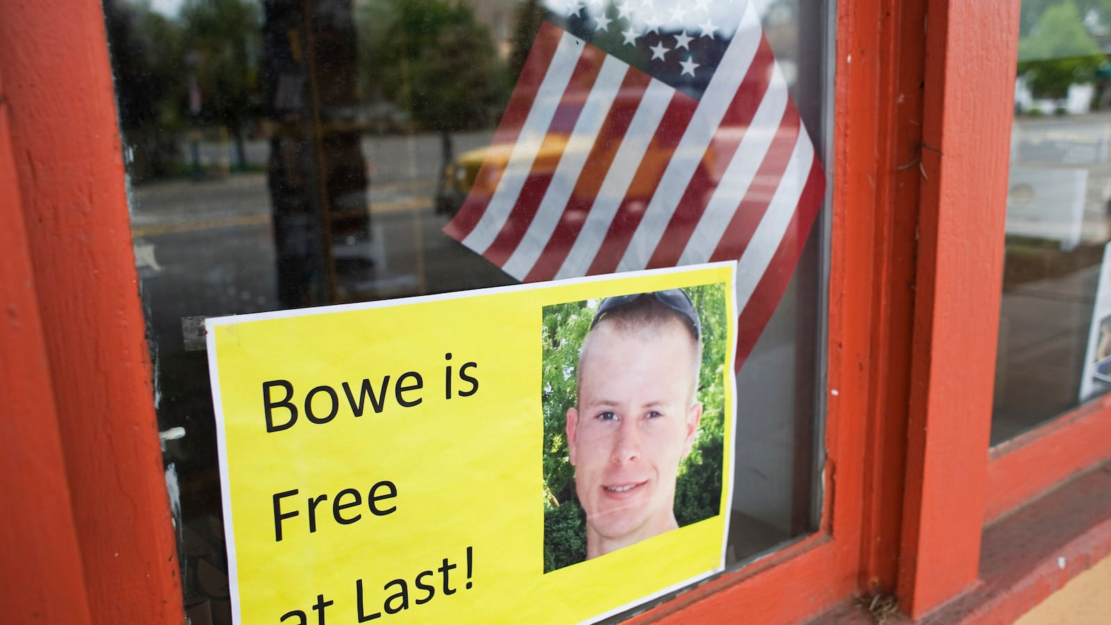 cheats/2014/06/03/army-bergdahl-may-face-desertion-charge/140603-bergdahl-desertion-cheat_gor98l