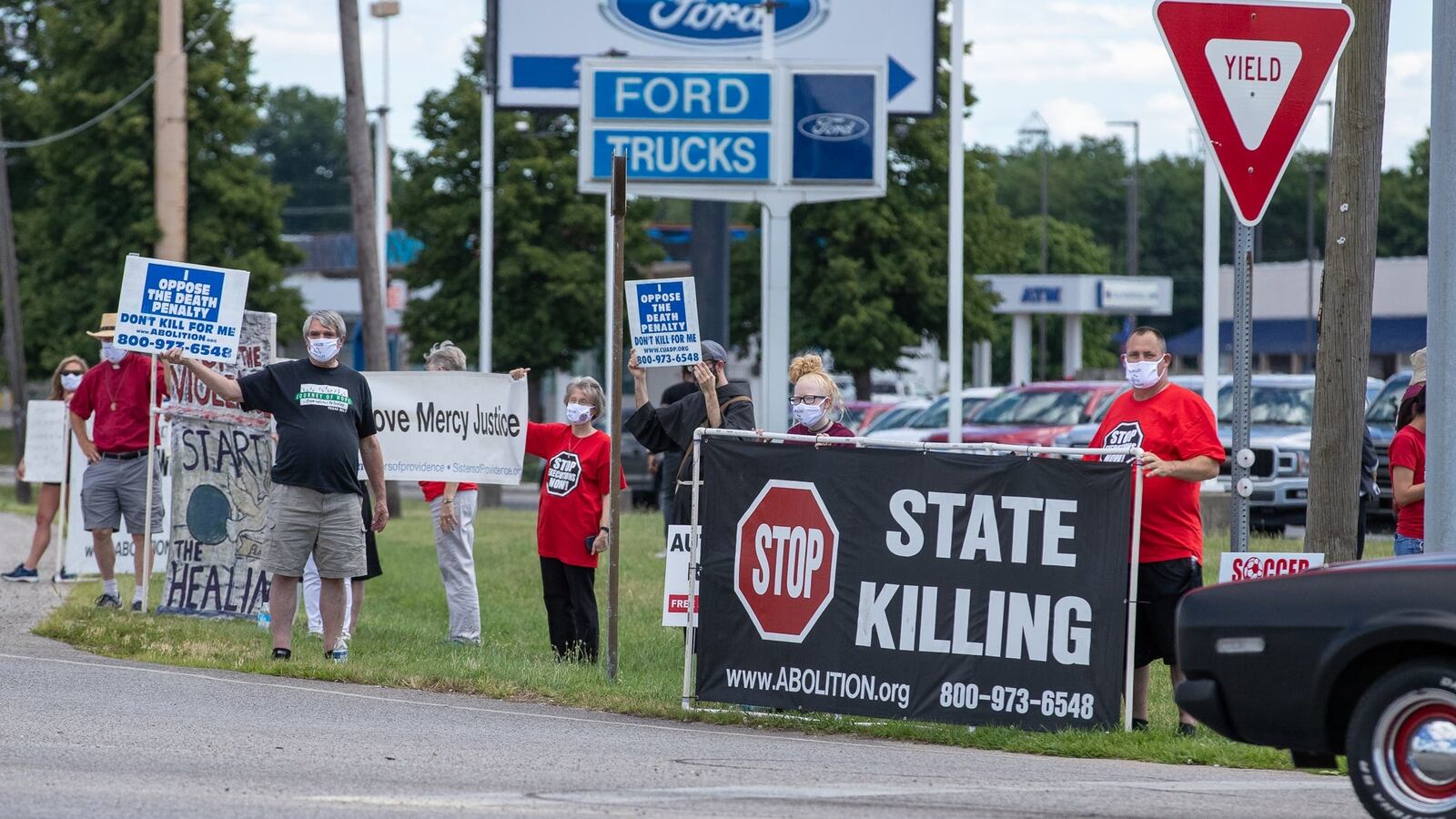 2020-07-13T230804Z_707617778_MT1USATODAY14513678_RTRMADP_3_IN-ADVANCE-OF-THE-EXECUTION-OF-DANIEL-LEWIS-LEE-ANTI-DEATH_xkxpch