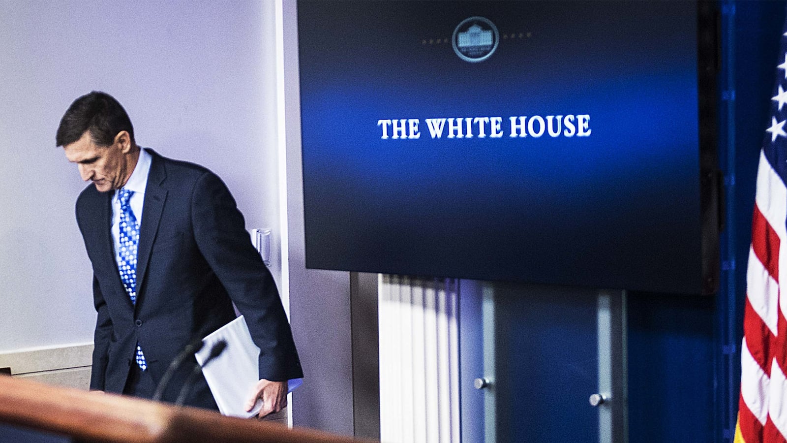 articles/2017/03/10/white-house-flynn-made-a-personal-decision-not-to-follow-the-law-don-t-blame-us/170310-resnick-flynn-fib-tease_g7oiio