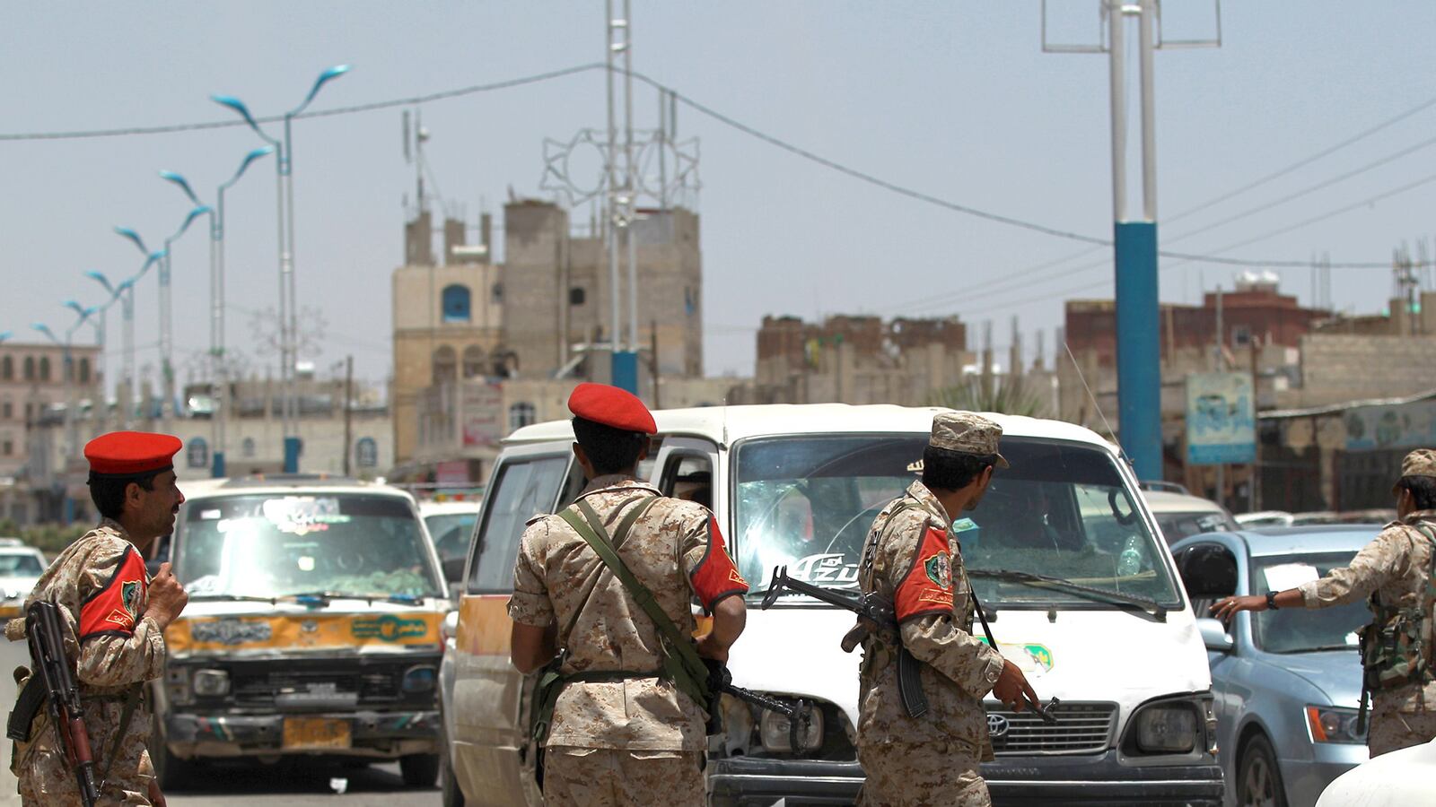 cheats/2014/04/20/weekend-drone-attacks-hit-al-qaeda/140421-yemen-cheat_qrvaav