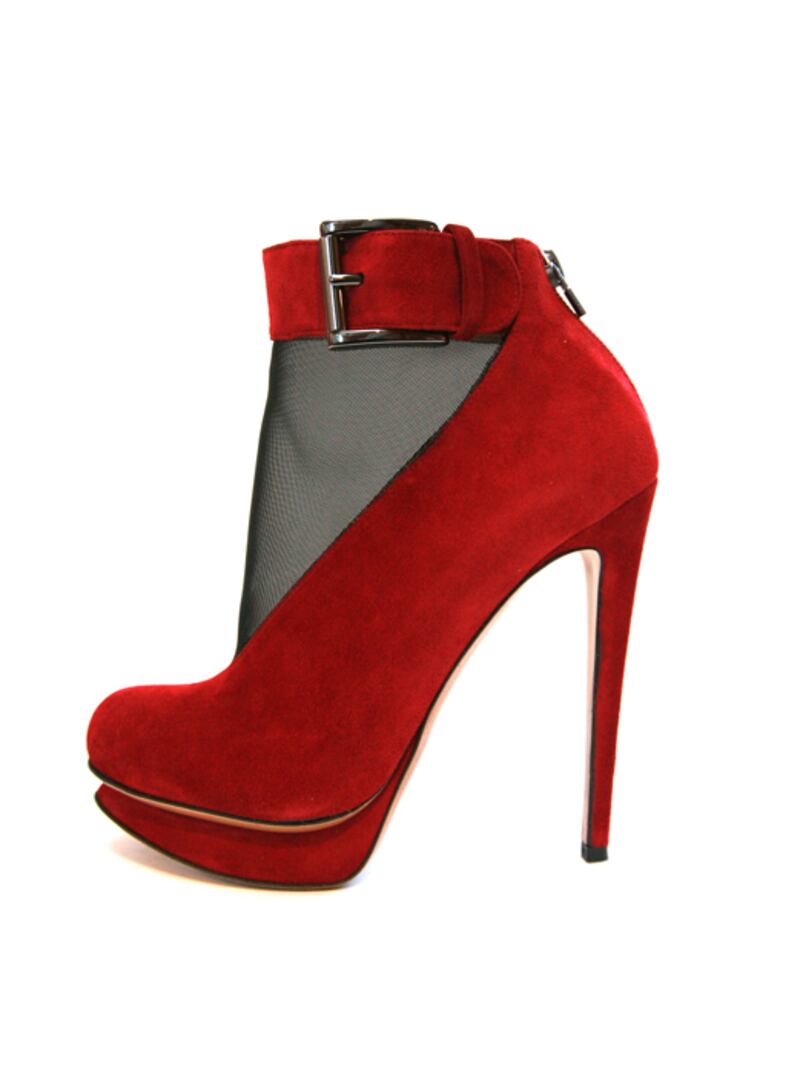 galleries/2010/10/08/killer-heels/high-heels---nicholas-kirkwood-1_muznfr