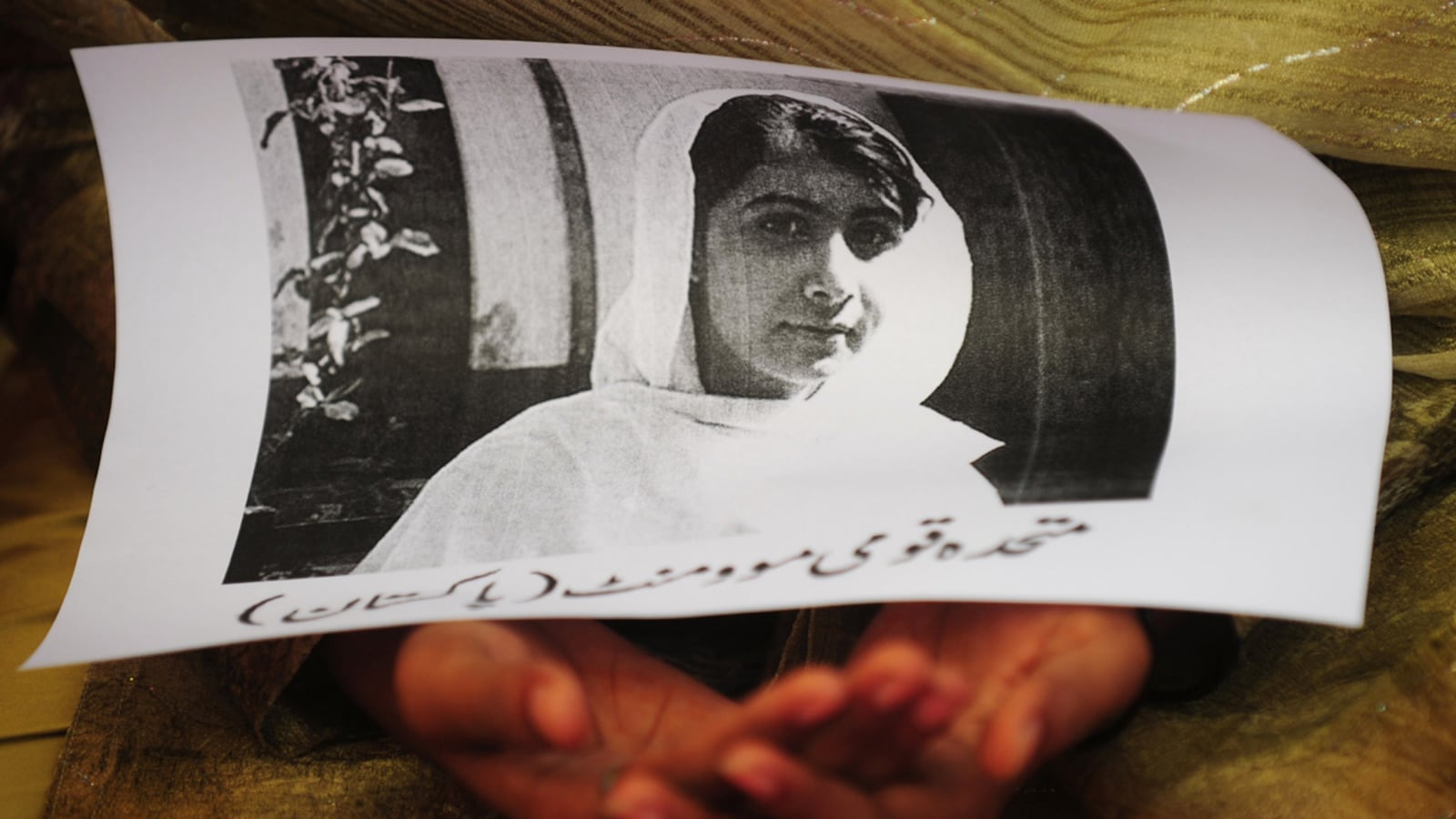 cheats/2012/10/11/pakistani-blogger-in-critical-condition/yousufzai-critical-taliban-cheat_yzbm7v