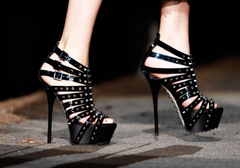 galleries/2010/03/09/stripper-heels/hooker-heels---dsquared2_tstxka