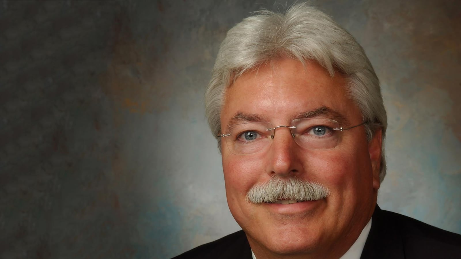 articles/2015/11/30/alabama-republican-non-christian-business-owners-fund-terrorism/151130-nuzzi-alan-harper-tease_k44lcp