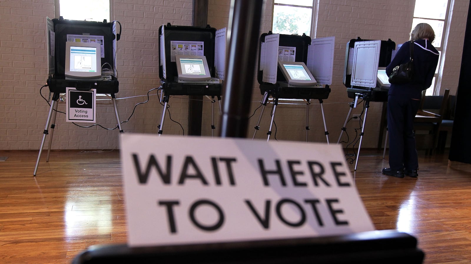 articles/2013/09/02/obama-commission-omission-the-voting-system-isn-t-the-problem/130901-election-comission-tease_ek6gwy