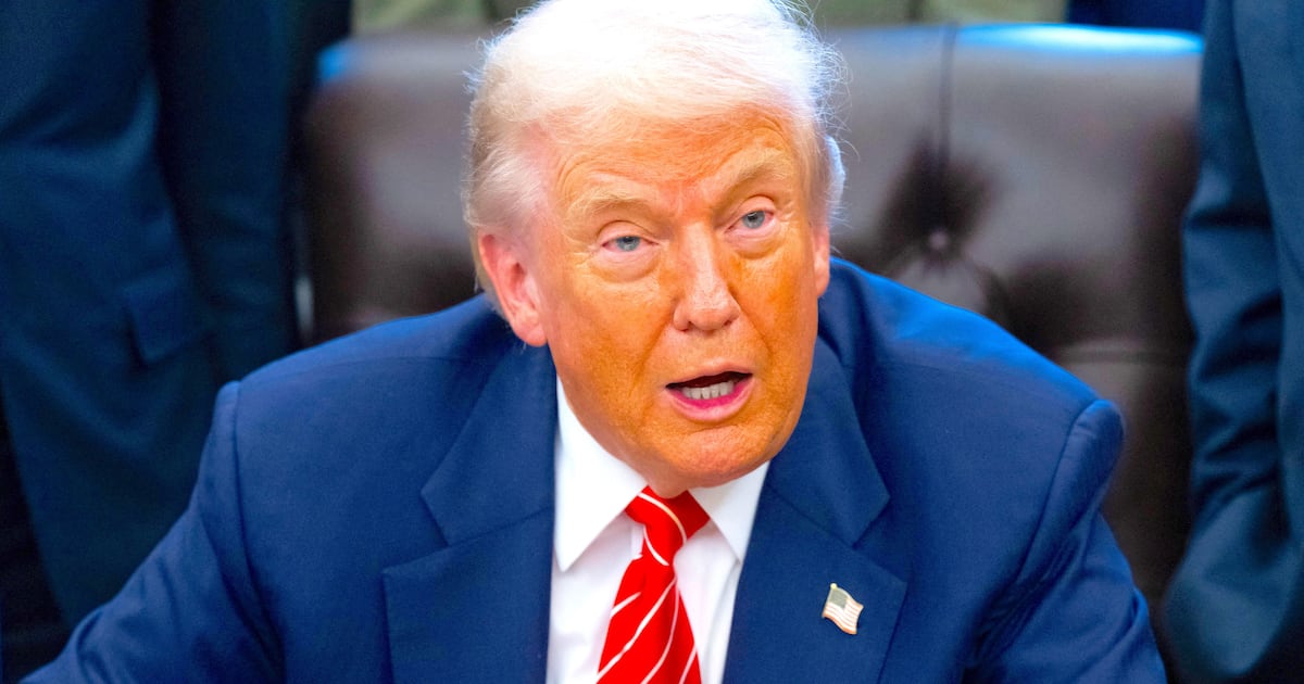 Crypto Bros Rage at Trump as Market Collapses
