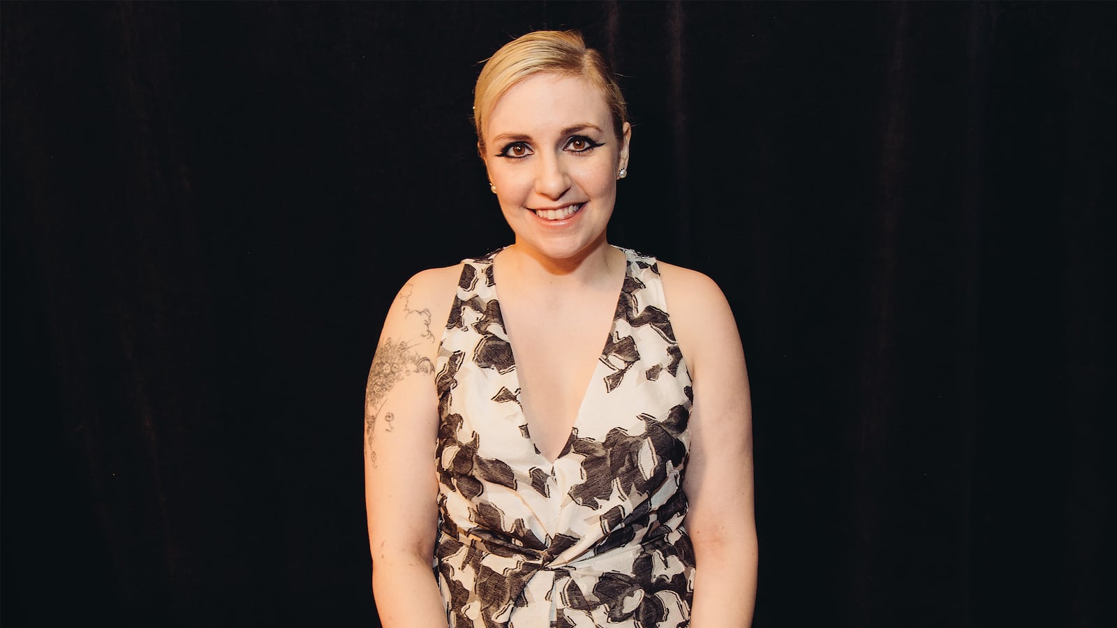 articles/2014/12/26/daphne-merkin-on-lena-dunham-book-criticism-and-self-examination/141224-farabee-dunham-merkin-tease_jxjb5g