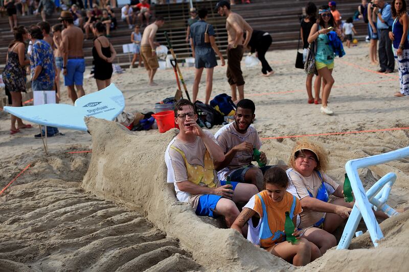 galleries/2013/08/11/seo-the-2013-artist-sandcastle-competition-hosted-by-creative-time-photos/gal-sandcastle-9_b9rsgw