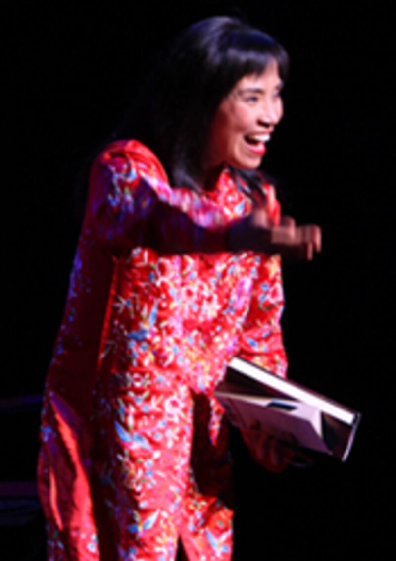 articles/2010/03/12/live-from-the-women-in-the-world-summit/anchee-min_kcjjbh