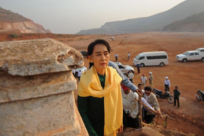 articles/2013/04/02/the-year-of-living-dangerously/130402-aung-san-suu-kyi-popham-tease_yvvahc