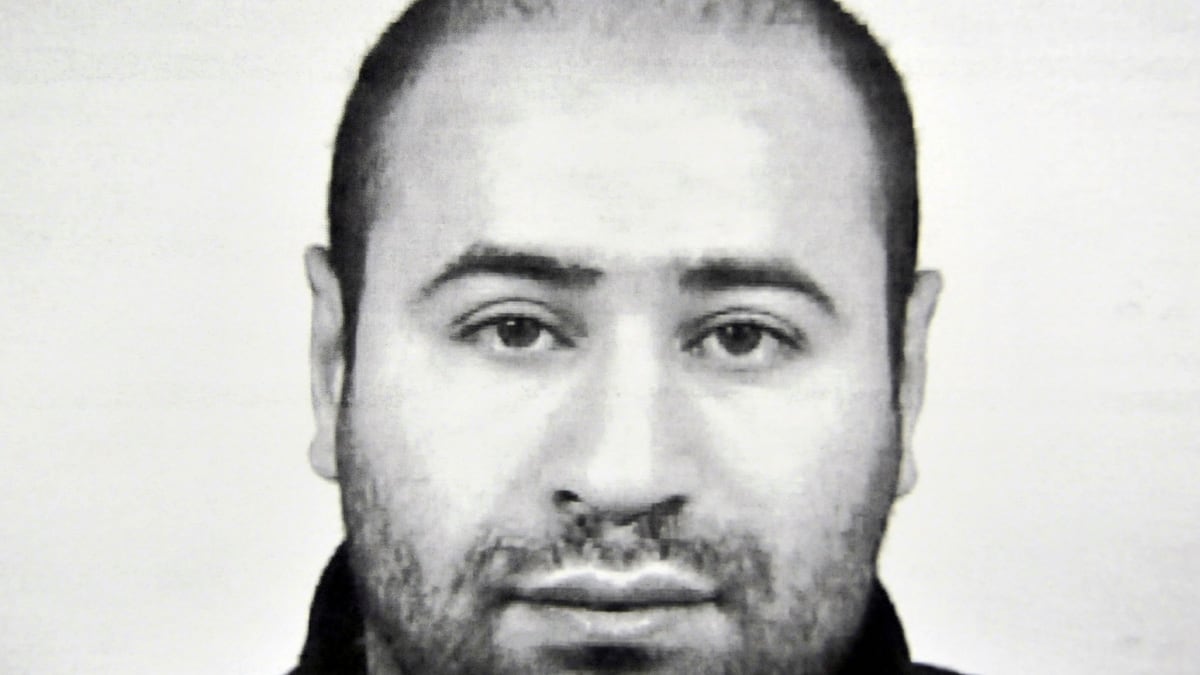 cheats/2011/12/14/body-found-at-belgian-gunman-s-house/belgium-shooter-nordine-amrani-cheat_mkrsia