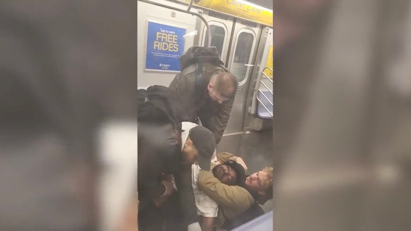 An ex-Marine chokes Jordan Neely to death on the New York subway.
