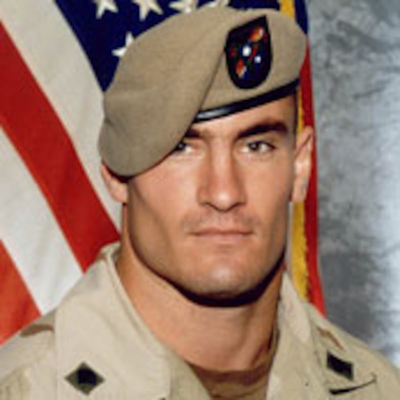 articles/2010/08/18/pat-tillman-documentary-jane-fonda-and-others-on-nfl-players-legacy/grove-pat-tillman_120704_obimj6