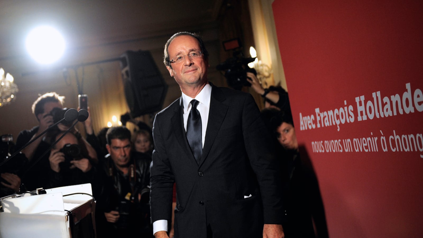 articles/2011/10/10/france-s-socialists-party-primary-big-win-for-francois-hollande-martine-aubry/comeback-of-french-socialist-party-mcnicoll_bkk2yt
