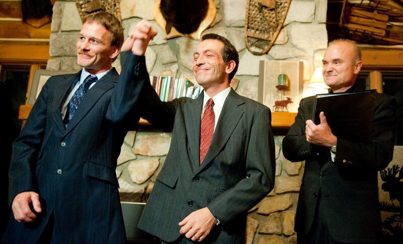 galleries/2012/12/06/first-same-sex-marriage-licenses-love-stories-from-washington-new-york-and-more-photos/first-same-sex-vt_giv8b1