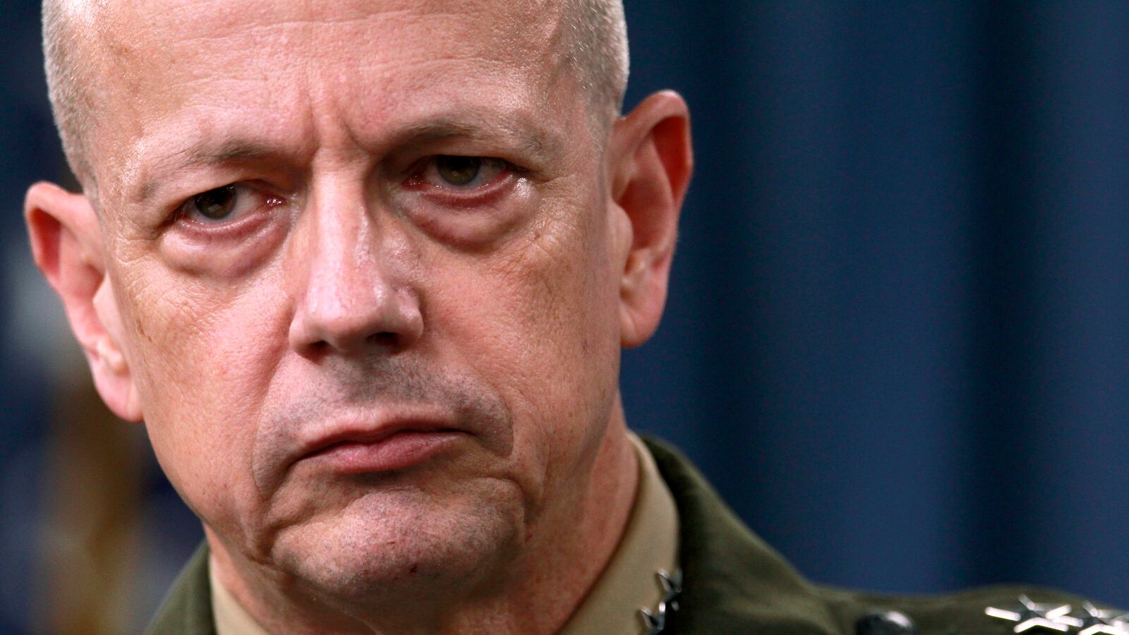 articles/2013/02/19/gen-john-allen-caught-up-in-david-petraeus-scandal-is-bypassing-nato-post-and-retiring/130219-kurtz-gen-allen-tease-embed_gtfylw