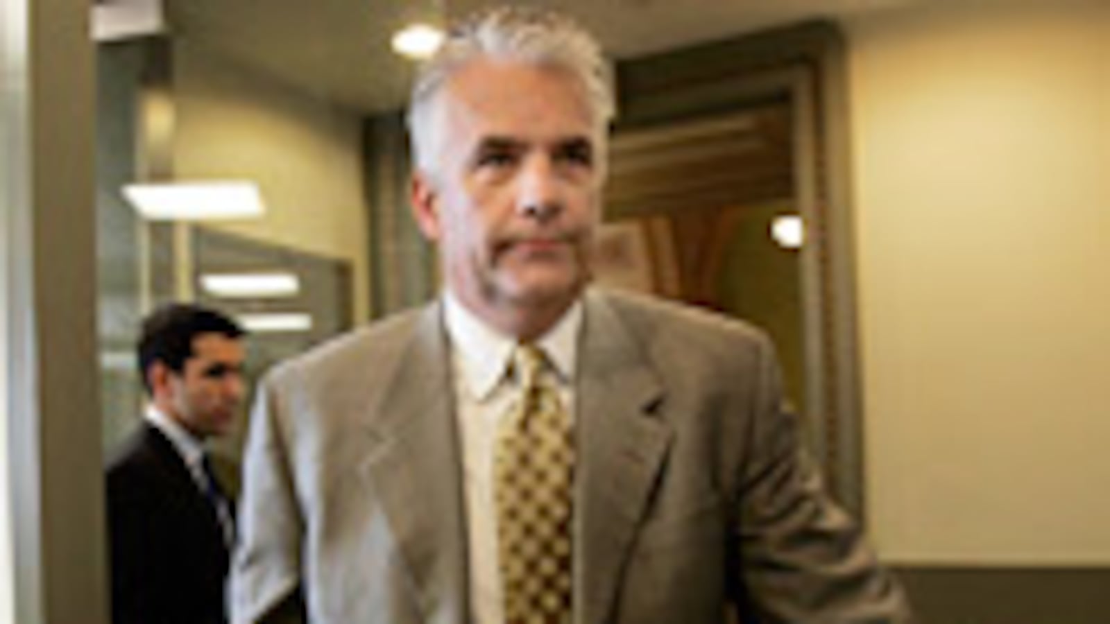 articles/2009/06/19/tips-from-one-dc-scandal-girl-to-another/cutler-ensign_32942_a5ltzg