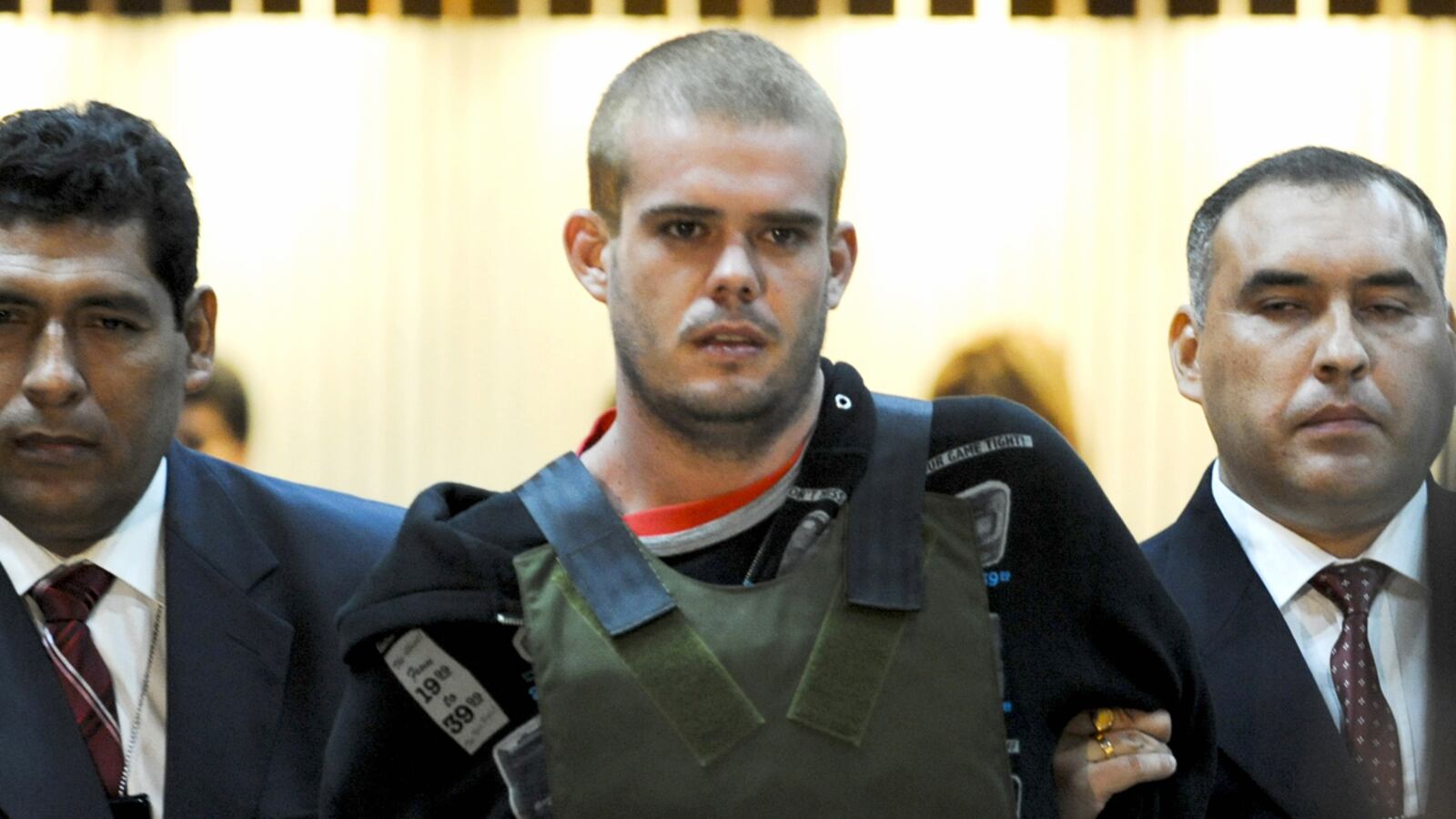 cheats/2012/01/11/van-der-sloot-pleads-guilty/van-der-sloot-peru-guilty-cs_wqstab