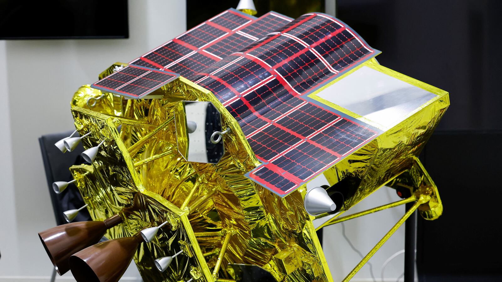 A miniature model of the Smart Lander for Investigating Moon (SLIM) is displayed at Japan Aerospace Exploration Agency (JAXA)'s facility in Sagamihara, south of Tokyo, Japan, January 19, 2024.