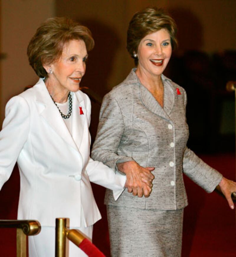 galleries/2009/06/03/the-ultimate-ladies-lunch/first-ladies-3_gl9gdu