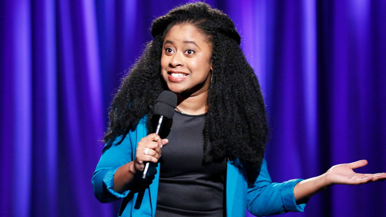 200810-Wilstein-last-laugh-Phoebe-Robinson-tease_zgrft7