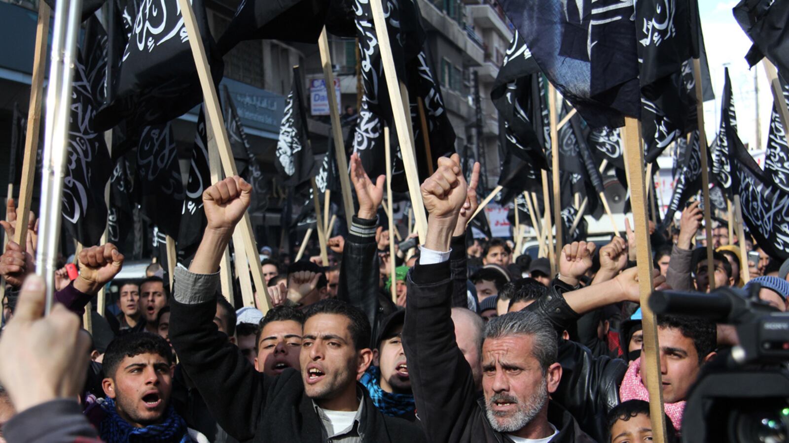 articles/2012/02/10/amid-lebanese-anti-assad-protests-syrians-find-shaky-refuge-in-lebanon/lebanon-syria-protest-bossone_w0nsqf